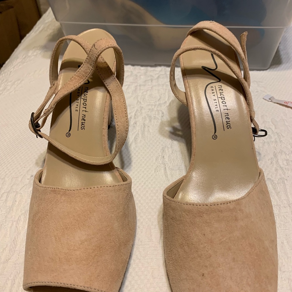 Vintage style heels